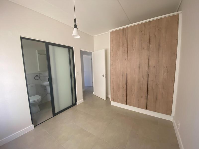 To Let 2 Bedroom Property for Rent in Richwood Western Cape